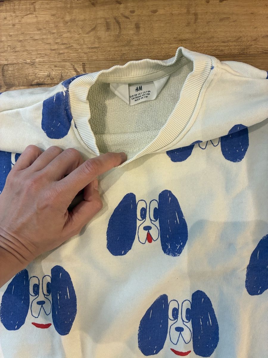 H&M Kleiderpakete & -sets: H&M Kinder Set Pullover und Hose / Trainer / Grösse 128 – Gebraucht aus Münchenstein von Pricemaker100 4