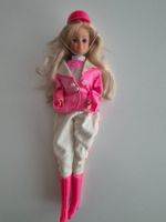 Reitsport Reiter Petra Barbie Puppe