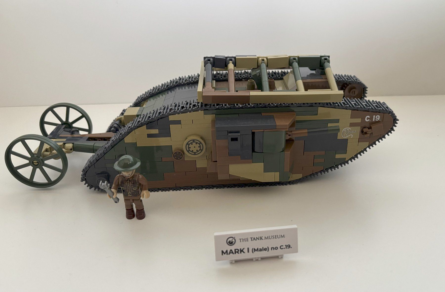 Cobi Kit di costruzioni: Cobi MARK 1 (Male) no C.19. – Nuovo (secondo la descrizione) da Estavayer-le-Lac venduto da Lor_tjg5 5