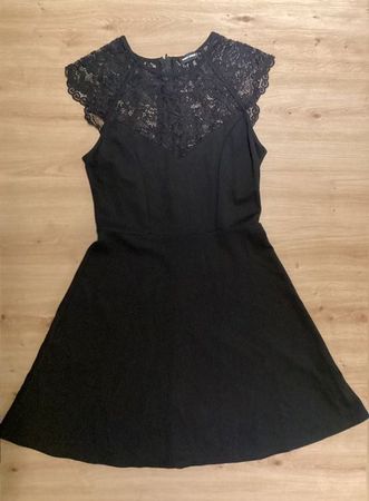 Hübsches Mädchen-/Damen-Kleid, M/L, schwarz /LETZTE CHANCE