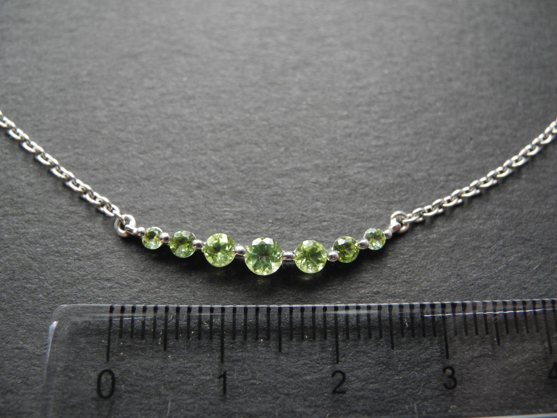 Catenine: Kette 925  Silber mit echten  Peridotsteinen – Usato da Balsthal venduto da qwer24 2