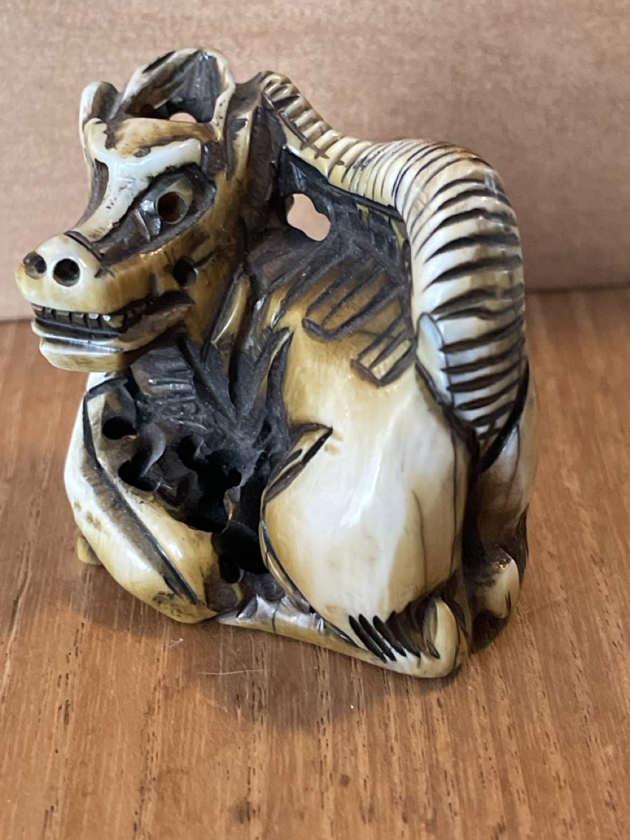 Statuette: Netsuke, Drache, signiert – Usato da Embrach venduto da Gauvain1 1