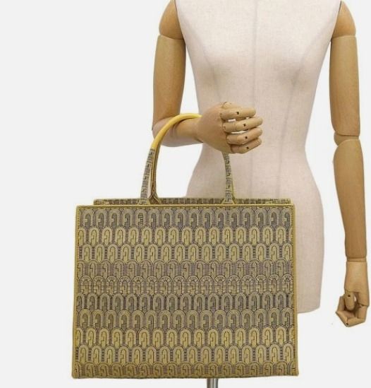 Furla Taschen für Damen: Furla Tote Bag gelb – Gebraucht aus Romanshorn von Sophielang