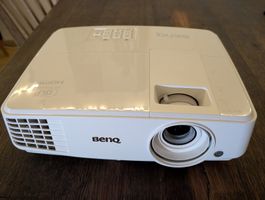 Beamer BenQ DLP Projektor mit Fernbedienung gebraucht