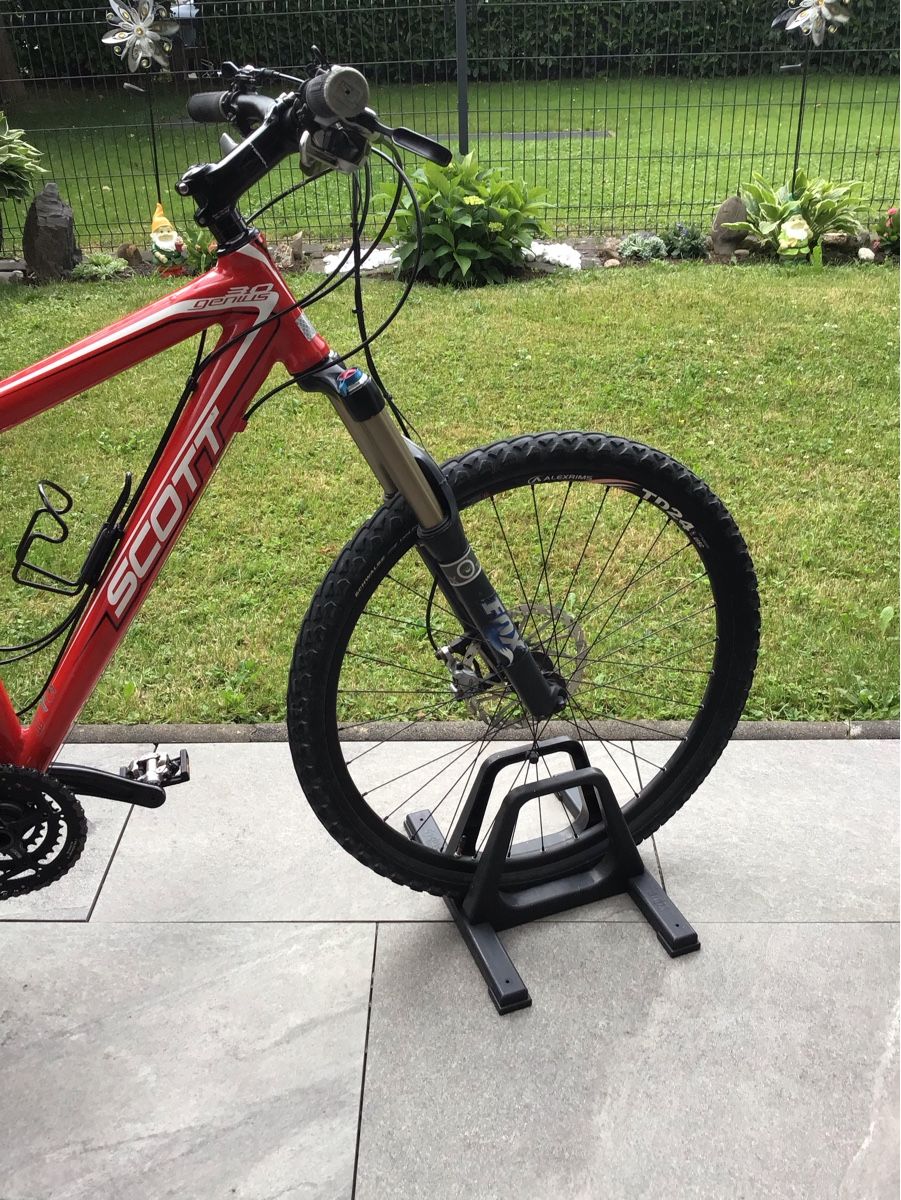 Scott Biciclette: Top Hardteil MTB Scott Genius Fully Suspension – Usato da Buchs SG venduto da tin_59XL