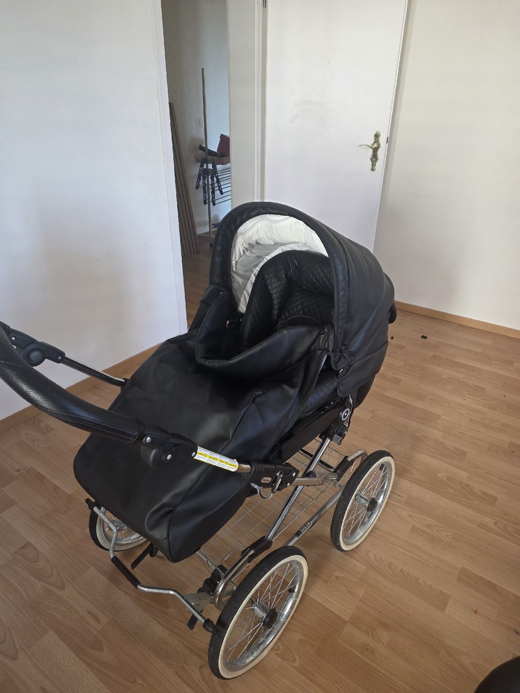Emmaljunga Carrozzine: Emmaljunga Kinderwagen – Usato da Schönenwerd venduto da vil_5vkk 3