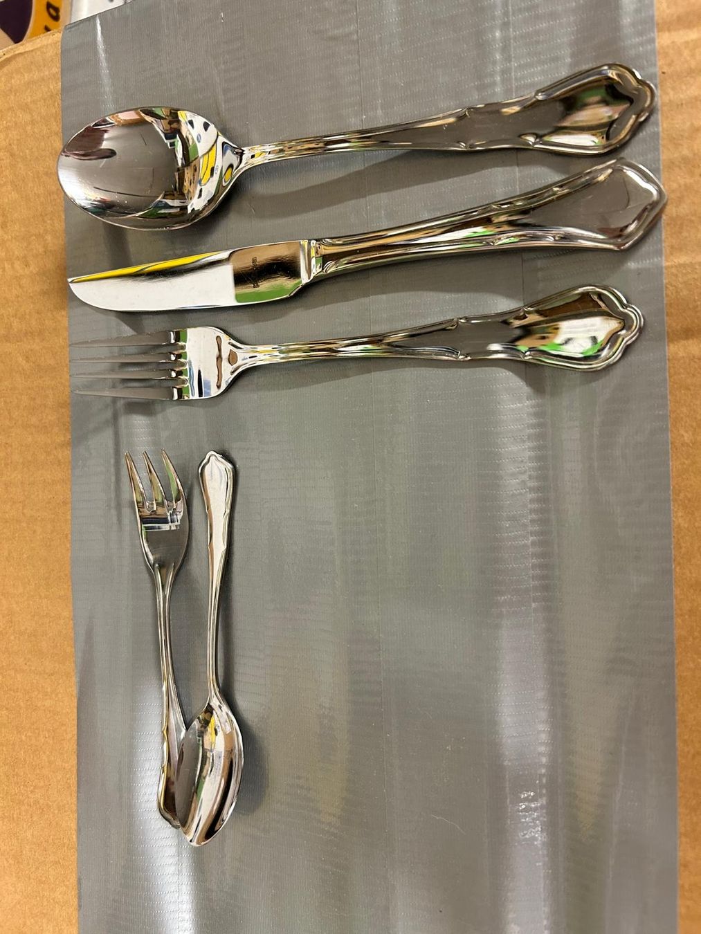 Set di posate: Stielvolles Silberbesteck  – Usato da Zürich venduto da ale_drb2