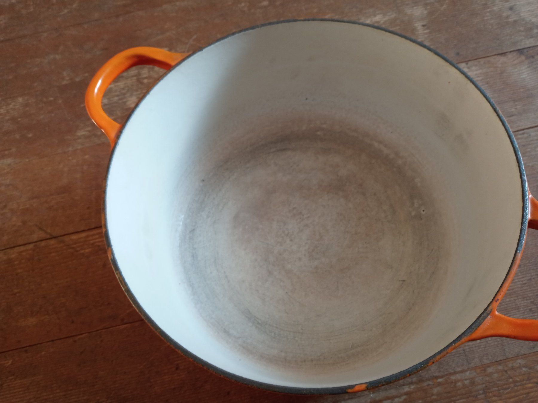 Le Creuset Pentole: Gusseisentopf mit Deckel 22 cm Le Creuset – Usato da Prez-vers-Siviriez venduto da Monija70 4