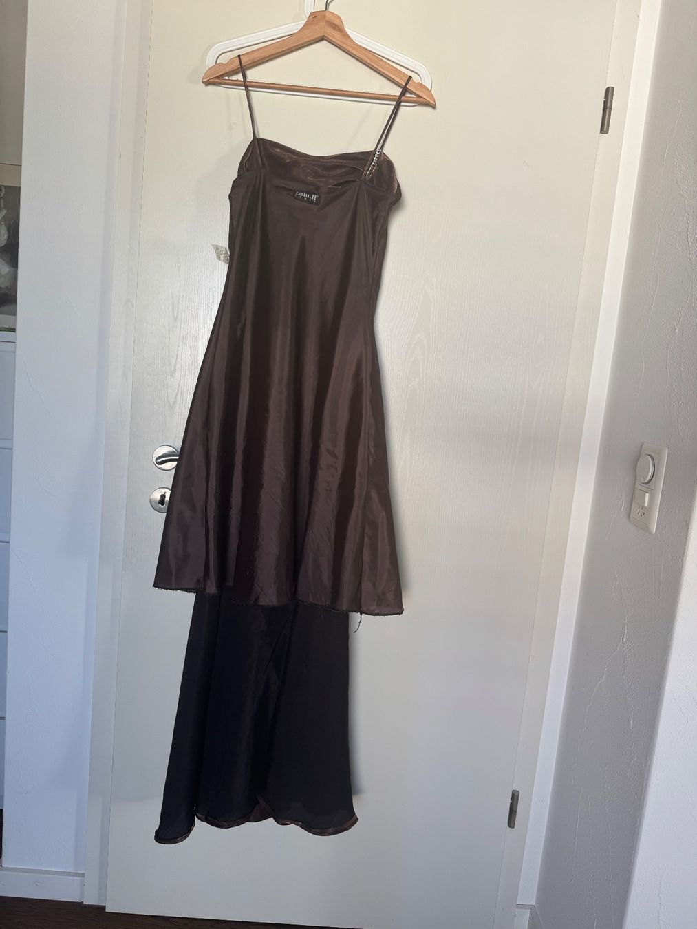 Vestiti: Ballkleid Vintage Paris Couture – Usato da Pfaffhausen venduto da ame_2q5n 2