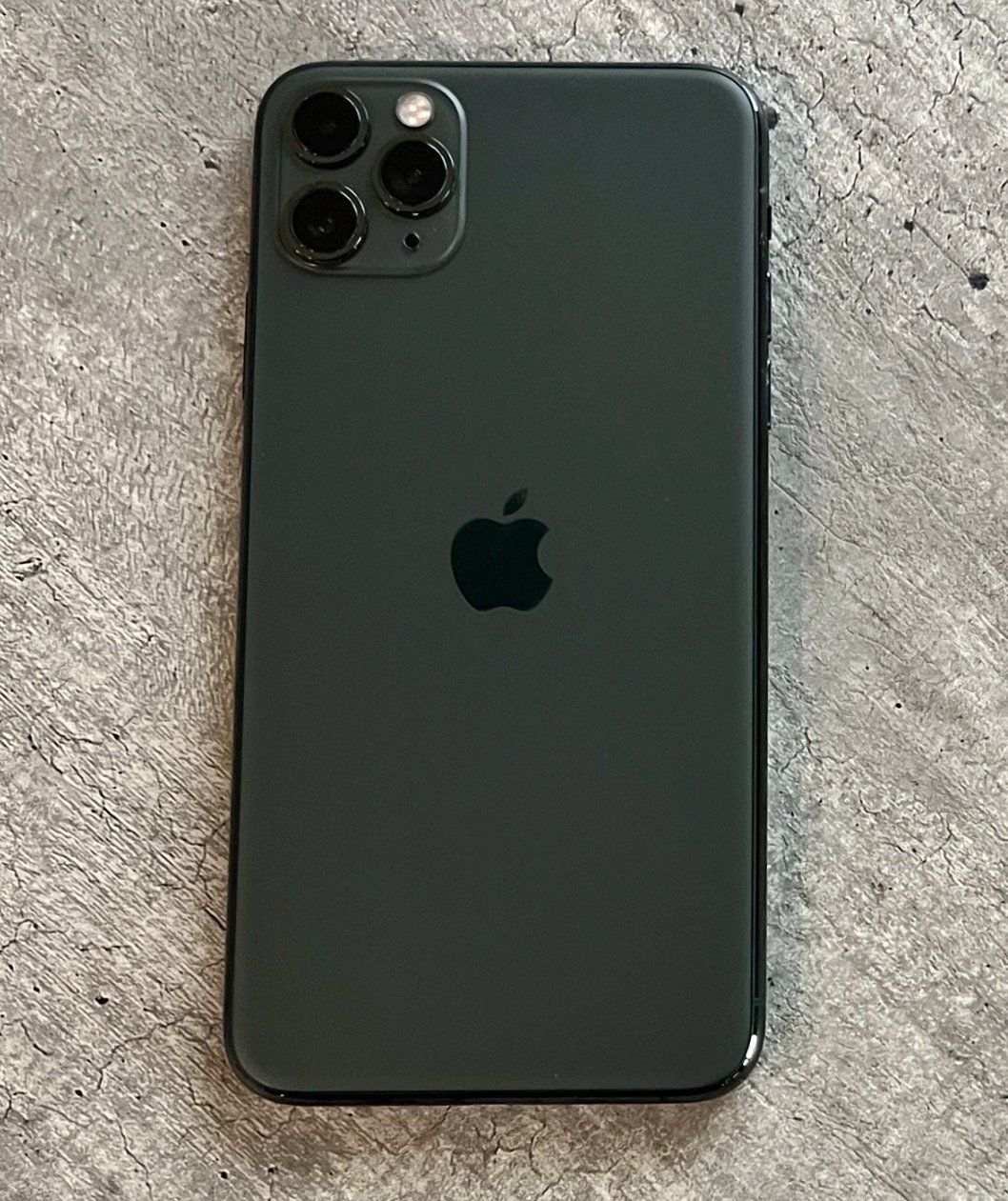 Apple Telefoni cellulari / Smartphones: iPhone 11 Pro Max (512GB) Akku 97% – Usato da Luzern venduto da Waince786
