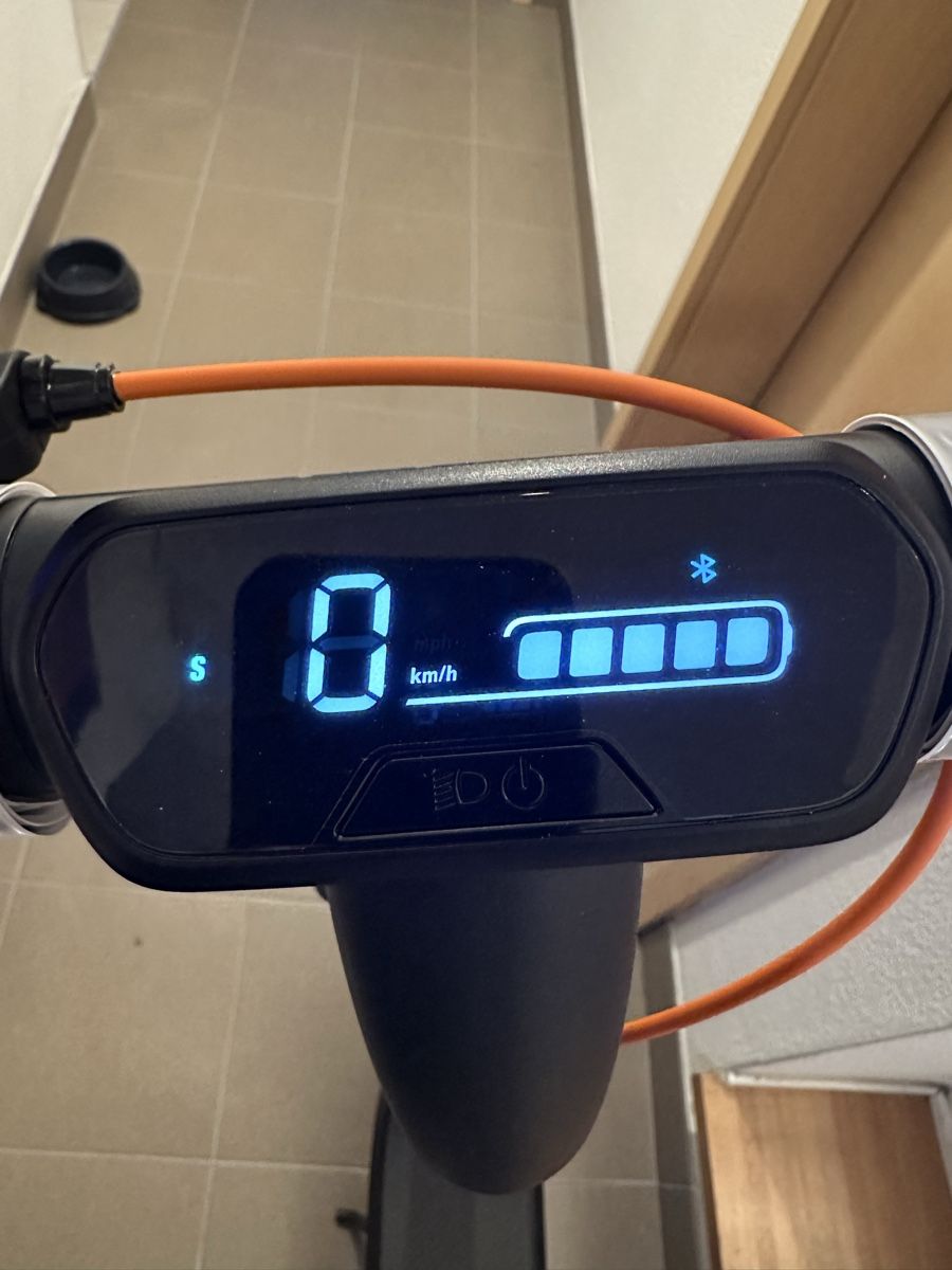 Segway Kickboard: Segway e-scooter Ninebot E2 PRO neu  – D'occasion à Roveredo GR par MPS76 2