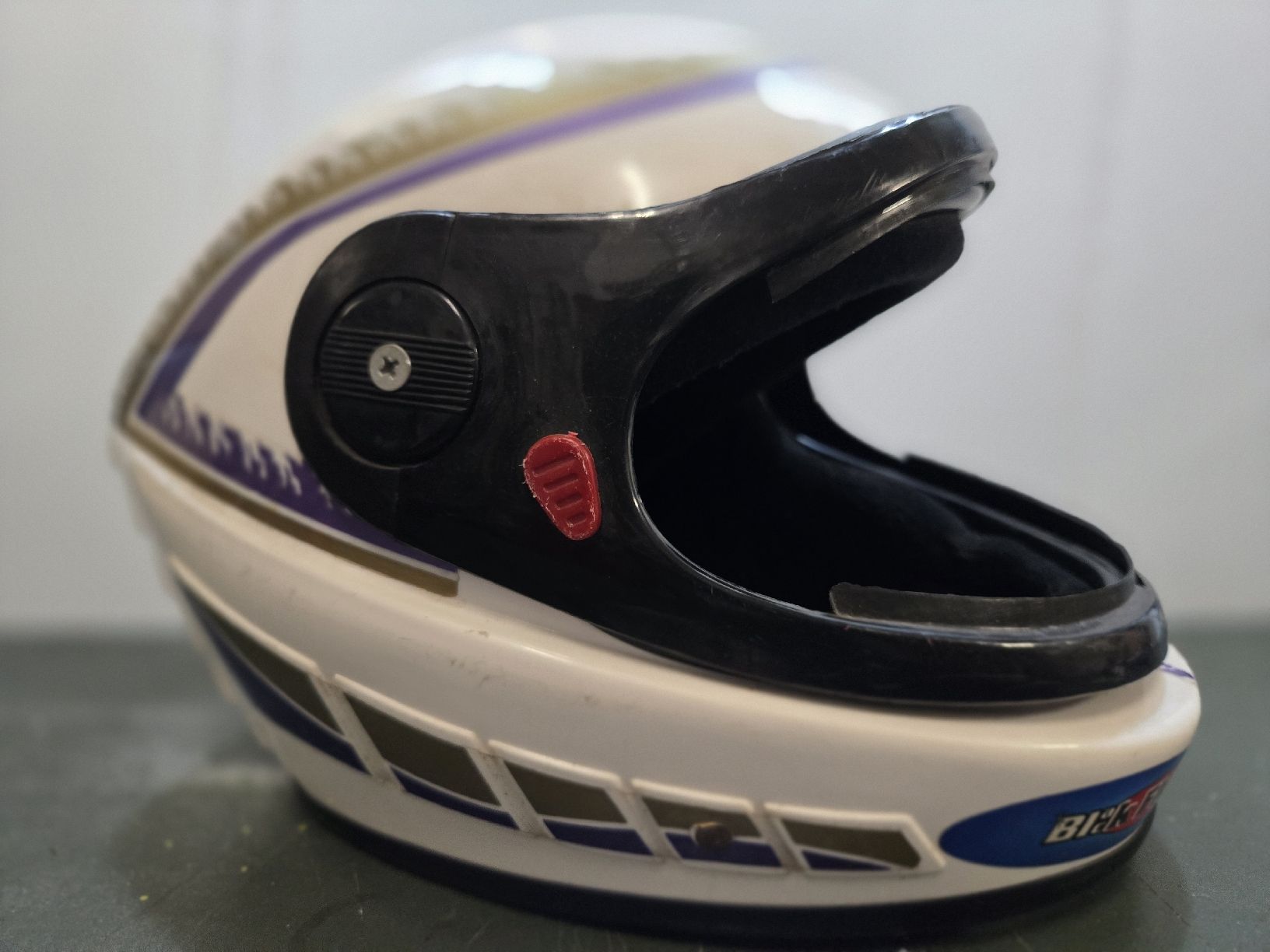 Caschi: Casque integral Blak Flys IWA blanc violet  – Difettoso da Genève venduto da xso_dm5n