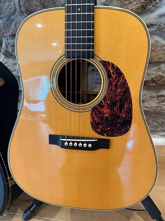 Instruments de musique: MARTIN D 28 MARQUIS – D'occasion à Riehen par mshhb 1