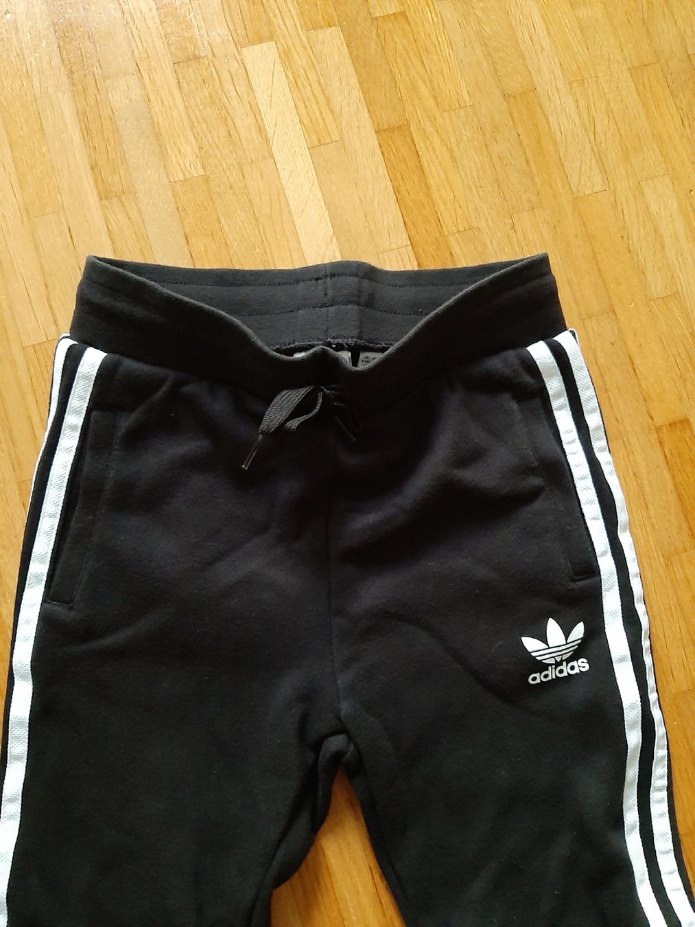 Hosen: Lot  Adidas  taille 140 – Neu (gemäss Beschreibung) aus Petit-Lancy von pecaesculca 3