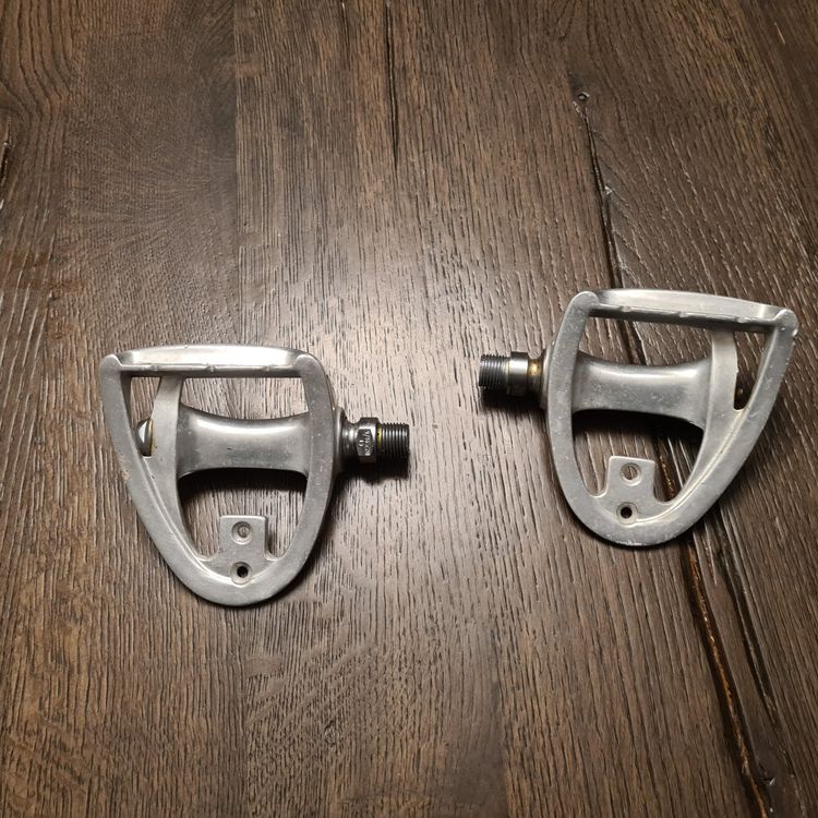 Vintage Campagnolo Staubkappen 2er Set – Klassiker Für Rennrad-Kurbeln Aus Italien