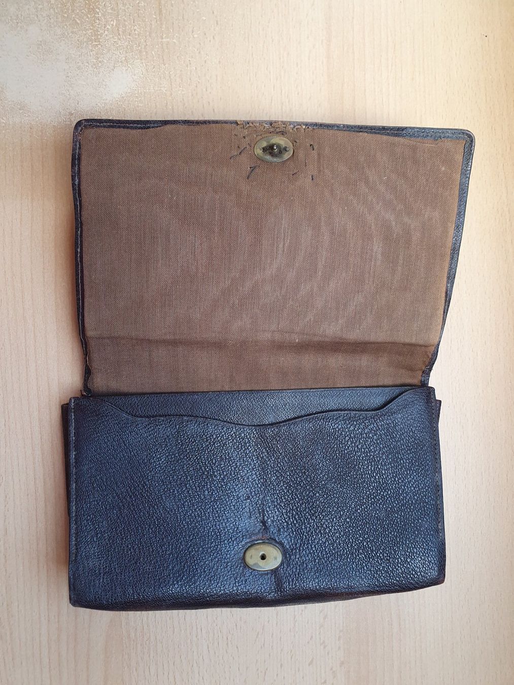 Borse da donna: Antike Leder Handtasche ca. 100-jährig – Usato da St. Margarethen TG venduto da Schachmatt 5