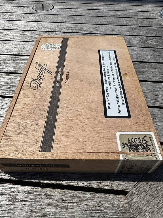 Sigari: Davidoff Dominicana Robusto 2014 Zigarren – Usato da kreuzlingen venduto da hel_v9zj 2