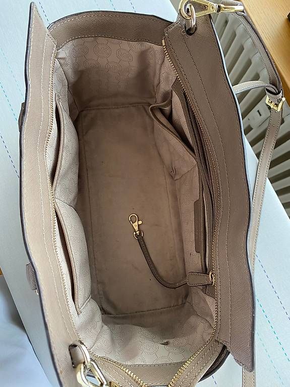 Michael Kors Borse da donna: Michael Kors Tasche – Usato da Basel venduto da gue_d7dq 3