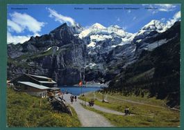 Hotel Oeschinensee bei Kandersteg, belebt, ungelaufen