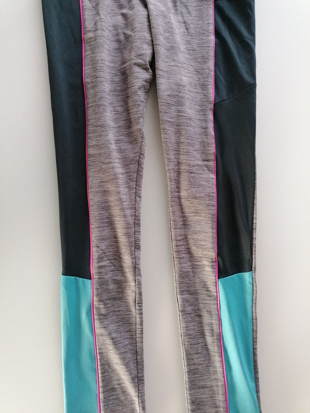 Collants & Leggings: TOP-ZUST: SPORT-Leggins 152 – D'occasion à Uster par Smilla07 2