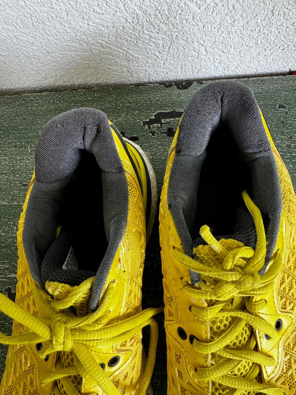 Adidas Scarpe da uomo: Adidas Sportschuhe Gr. 40 – Usato da Kirchdorf AG venduto da coco123 1