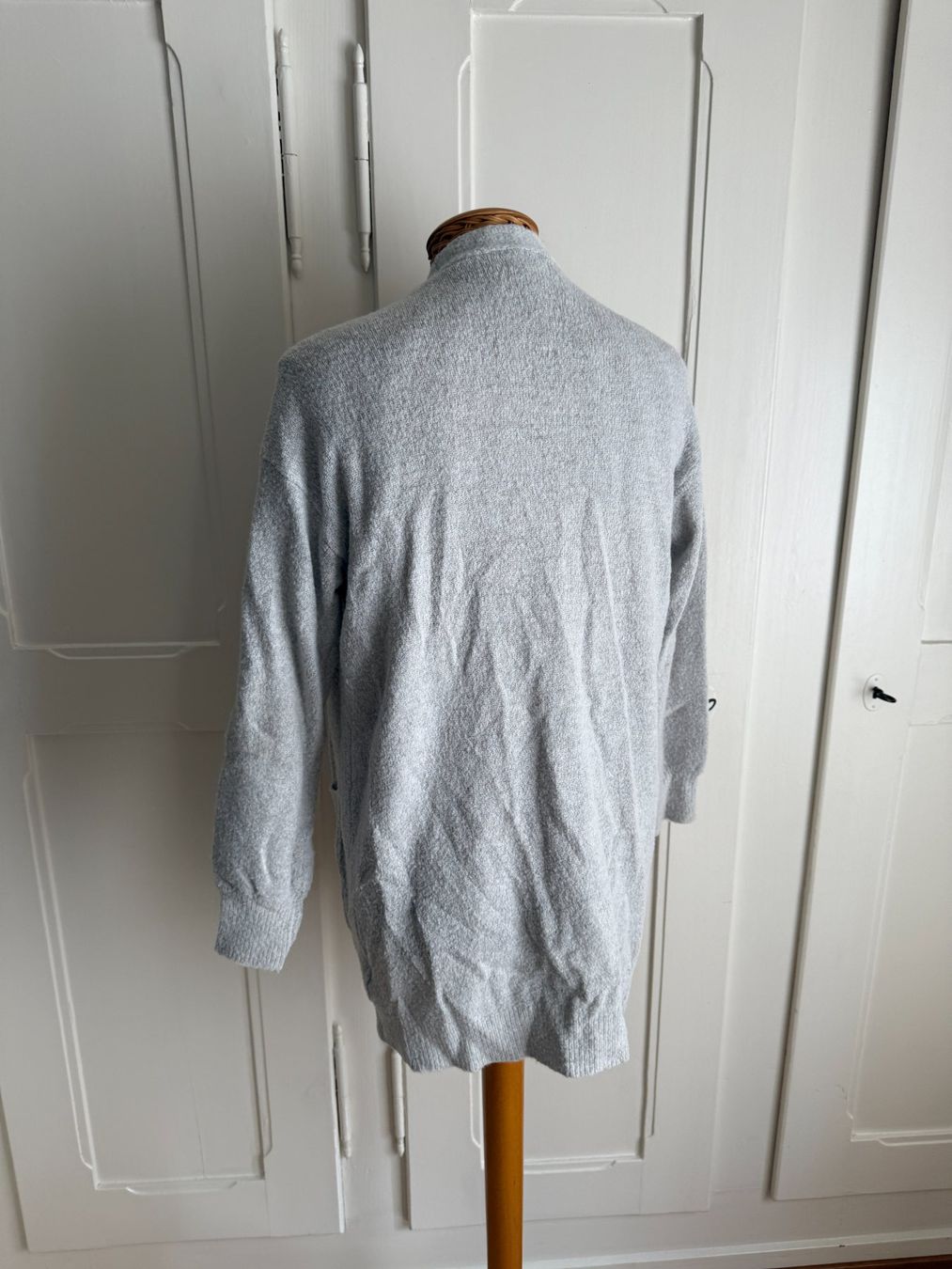 Vestes: GARAGE - Strickjacke hellgrau XS – D'occasion à Zürich par Diazaio 2