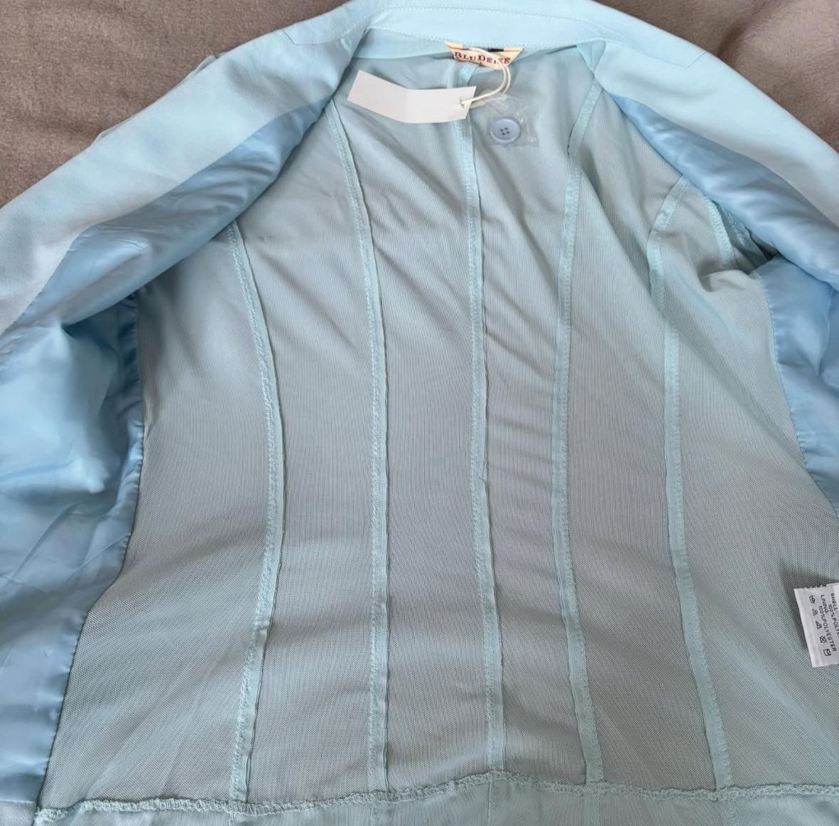 Giacche: Hellblauer Sommerblazer von Blu Eise - Gr. XS/S, Neu! – Nuovo e nell'imballaggio originale da Basel venduto da ray_kbb5 1