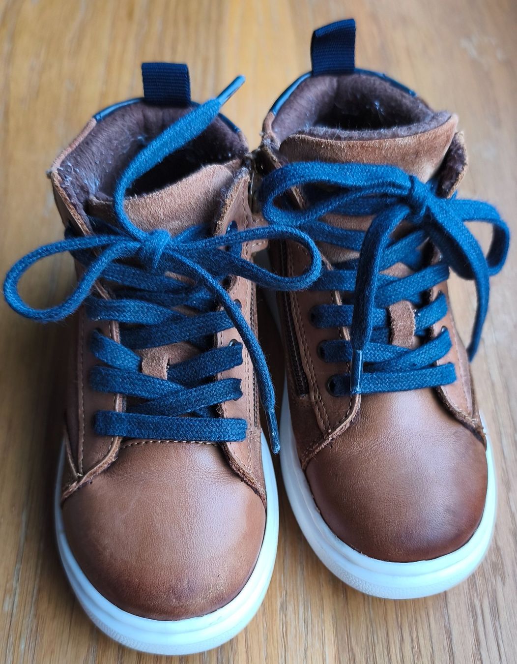 H&M Scarpe per ragazzi: Kinder Schuhe Mickey Mouse – Usato da Steinhausen venduto da parashkevoff 1