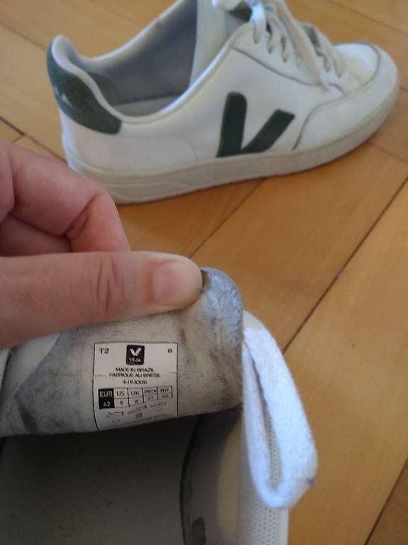 Veja Scarpe da donna: Baskets Veja V12 taille 42 – Usato da Lausanne venduto da ft79 1