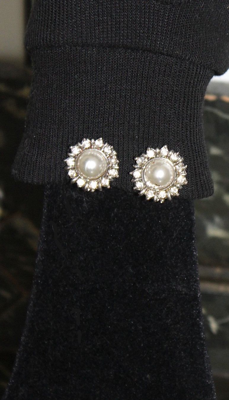 Orecchini pendenti & Orecchini a lobo: Ohrclips , Blumen mit Strass und Perle – Usato da Locarno venduto da madame-tus-sauds