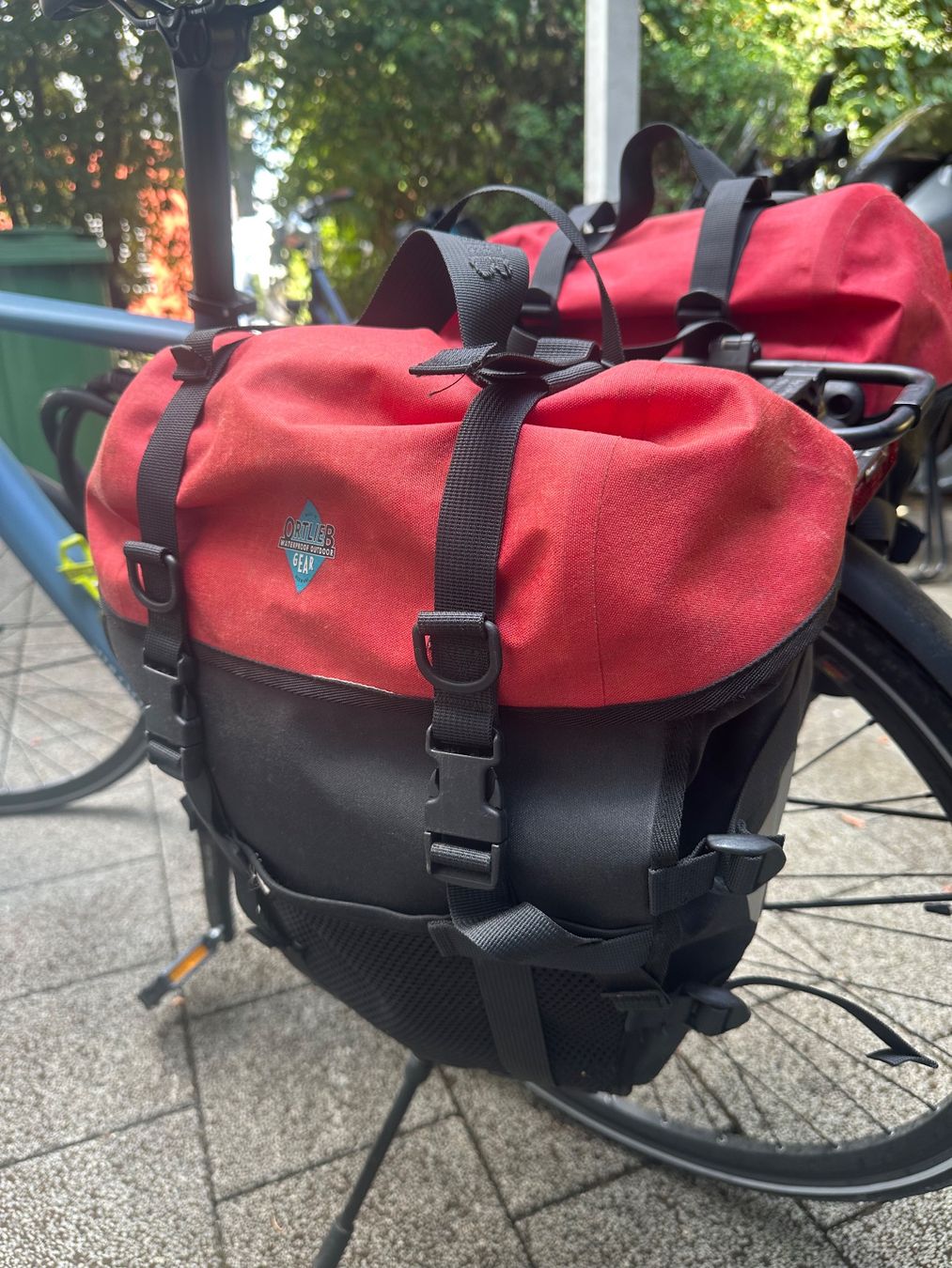 Ortlieb Sacs: Fahrradtasche ORTLIEB rot schwarz – D'occasion à Gerlafingen par Mapaho