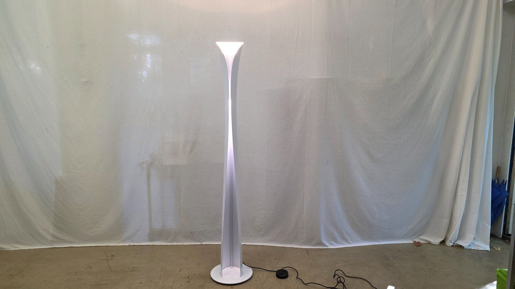 Artemide Lampade: Artemide "Cadmo" Stehleuchte - 09/09 – Usato da Au ZH venduto da BrockiAu