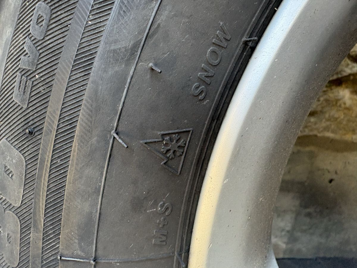 Pneumatici & Ruote complete: Winterräder Subaru Forester 16 Zoll – Usato da Hellikon venduto da lui_cgg2 6