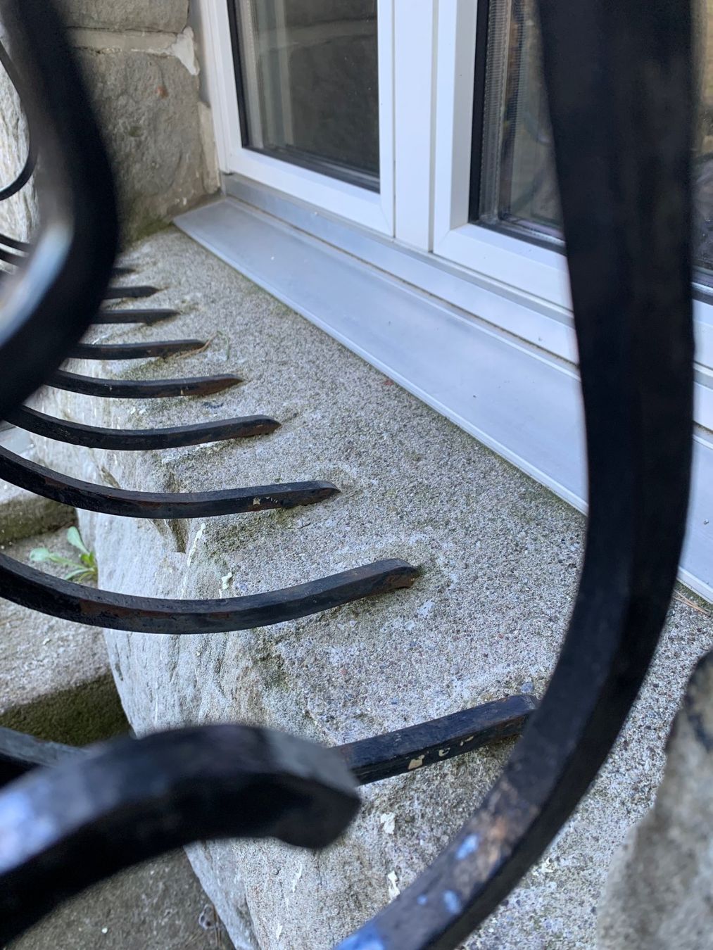Griglie e Inferriate: Gitter für Kellerfenster – Usato da Biel/Bienne venduto da and040 6