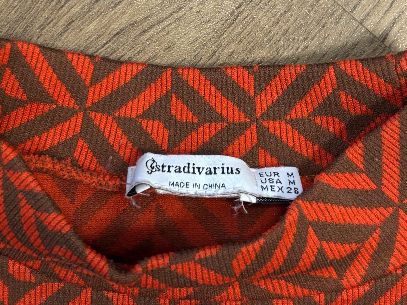 Stradivarius Maglioni & Felpe: Cooler Pullover mit Muster - Gr. S/M – Usato da Brügg BE venduto da rutschimedizin 1