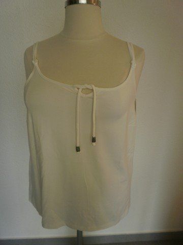 Tops: Top spaghetti blanc T. 44 et 46 – Neu (gemäss Beschreibung) aus Marin-Epagnier von Madja