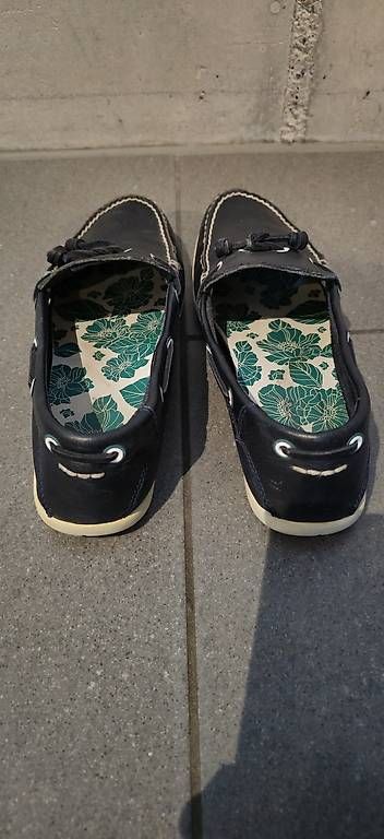 Scarpe da donna: Sommer-Look: Dunkelblaue Bootsschuhe Sebago , Gr.38 – Usato da Oberrohrdorf venduto da Desteny1 1