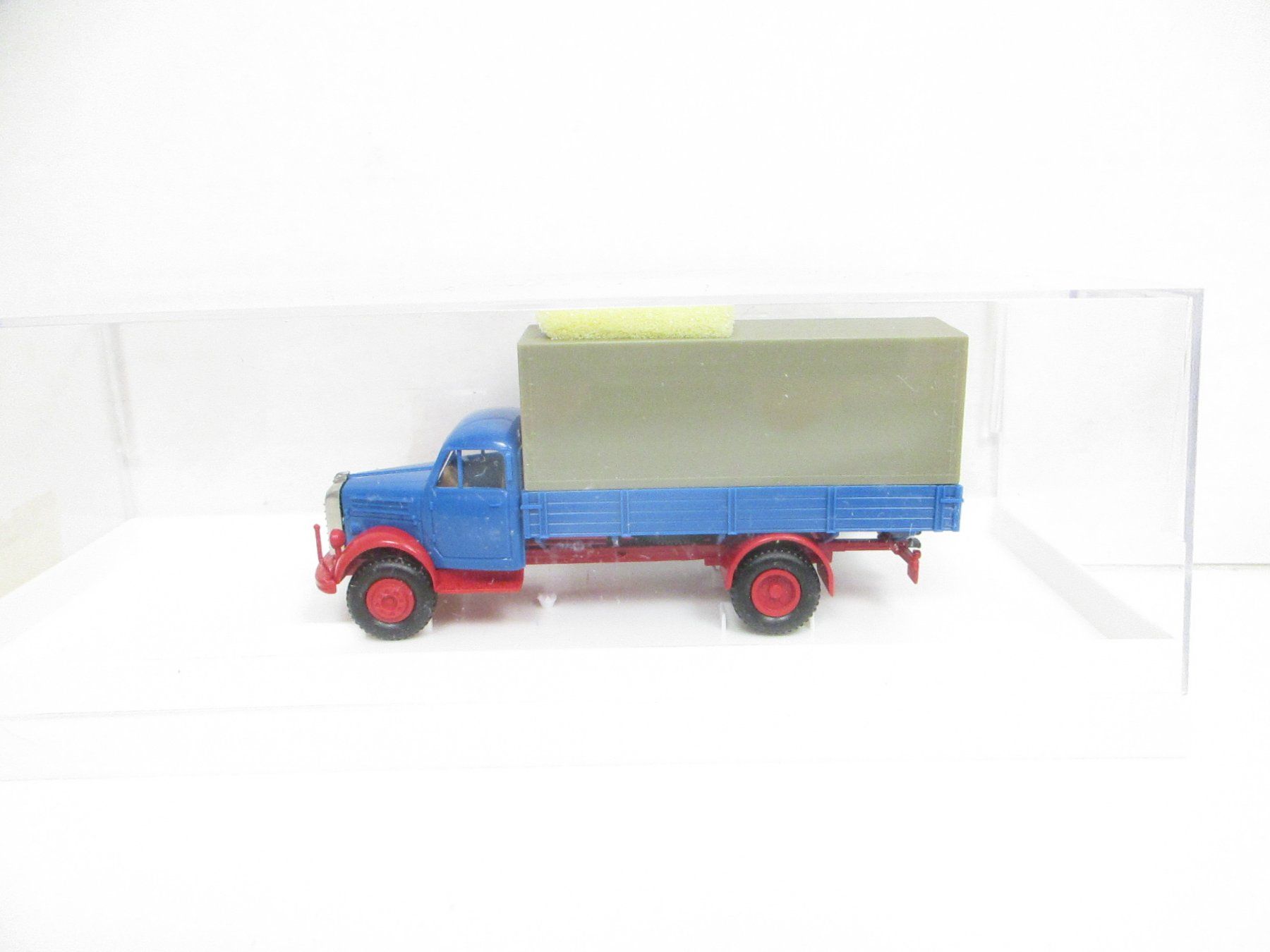 Brekina Modellini d'auto: Brekina H0 LKW Set mit 3 Modellen – Nuovo e nell'imballaggio originale da Olten venduto da Heinrich875 5