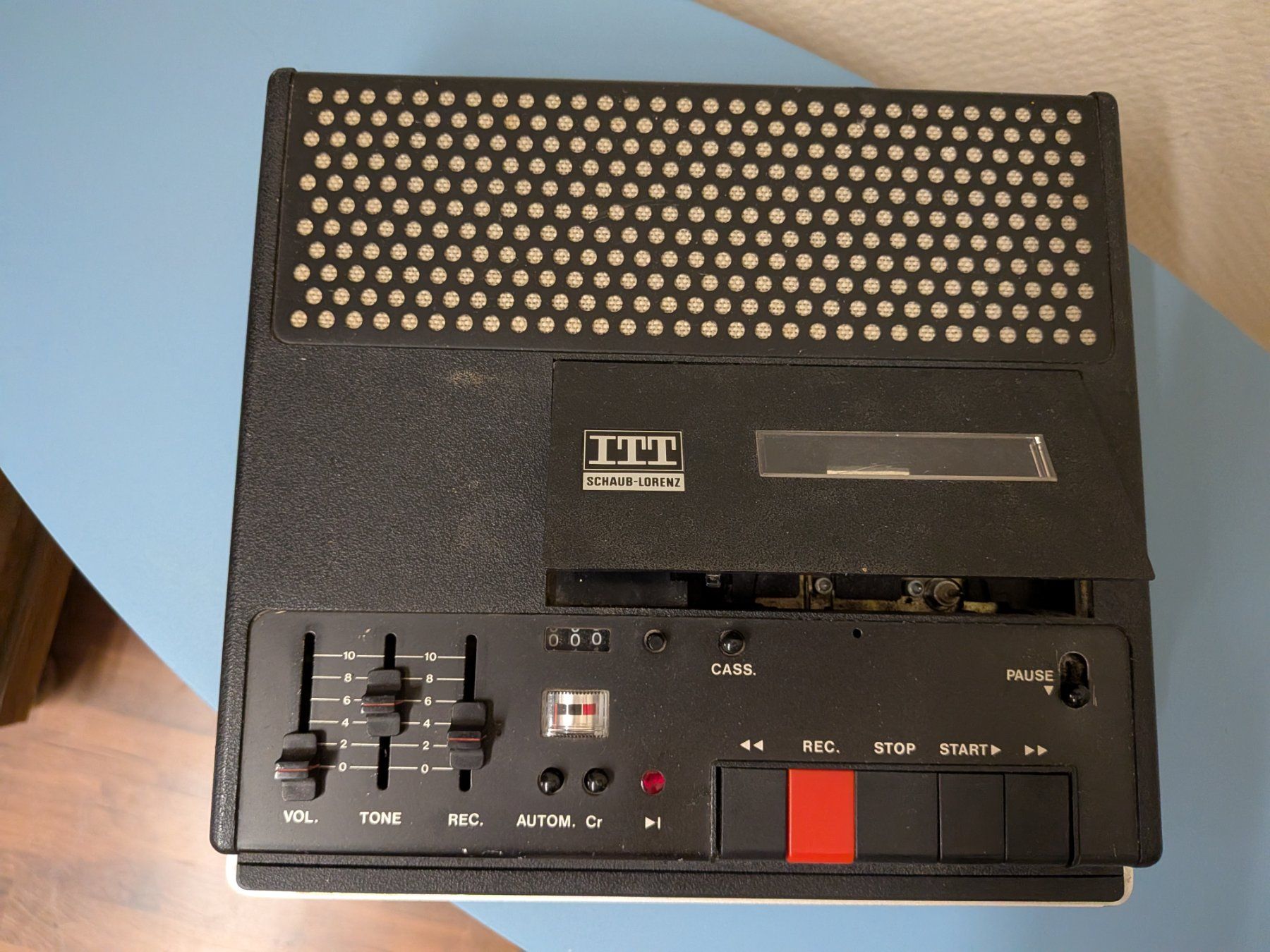Registratori: ITT Schaub-Lorenz Studio Recorder 72 defekt – Usato da Emmen venduto da magelan 1
