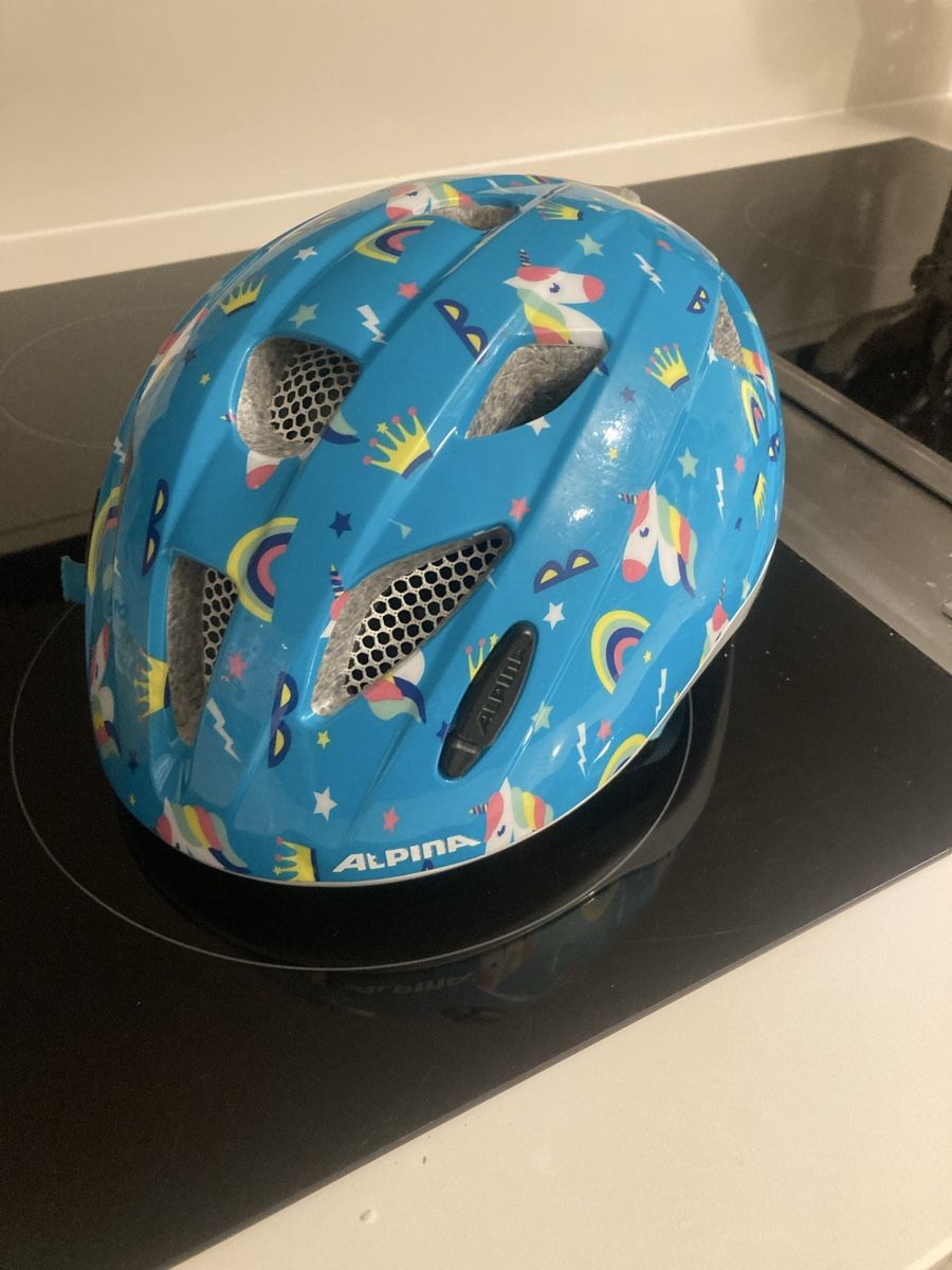 Alpina Helme: Kindervelohelm Alpina – Gebraucht aus Männedorf von nprace 1
