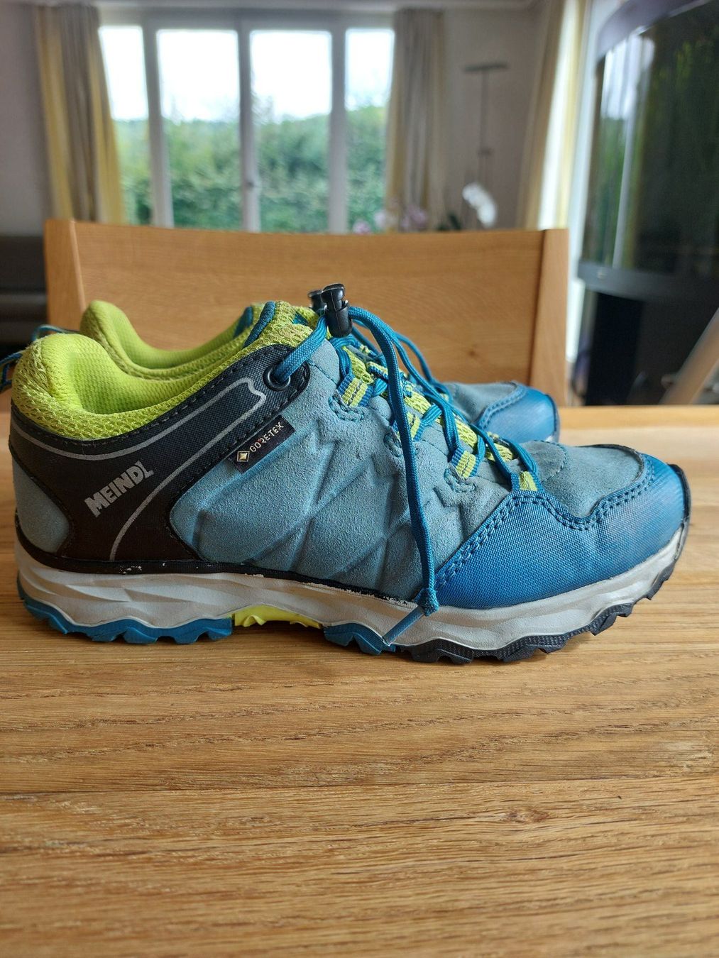 Meindl Scarpe per ragazzi: Meindl Gore-Tex Wanderschuh Grösse 33 – Usato da Bäriswil BE venduto da ren_8dng 1