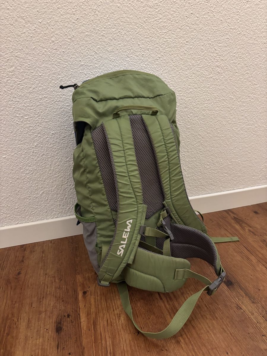 Salewa Kindertaschen:  Kinder Wanderrucksack Salewa 20lt  – Gebraucht aus Uznach von eva_b2rj 1