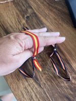 3 Fussball WM Spanien Armbänder/ Fan Artikel Neu*