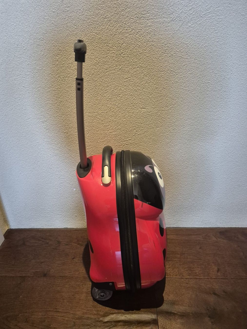 Reisekoffer: Kinderkoffer Marienkäfer mit Rollen – Gebraucht aus Neerach von Mshoe 3