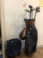 Golfsack mit mehreren Golfschläger dazu!