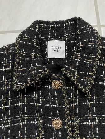 Boucle Jacke von Weill / schwarz /  Grösse M / neu