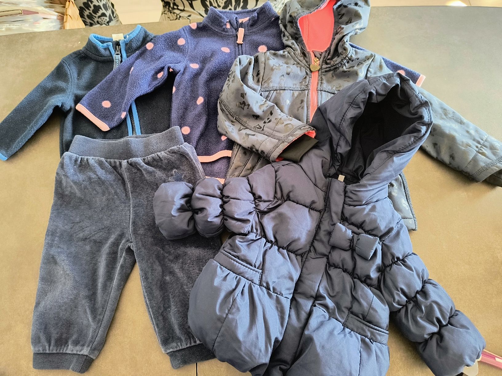 Lotti & Set di vestiti: Winterkleiderpaket Mädchen Gr. 62/68 #5 – Usato da Oberweningen venduto da Bumblebee2 1