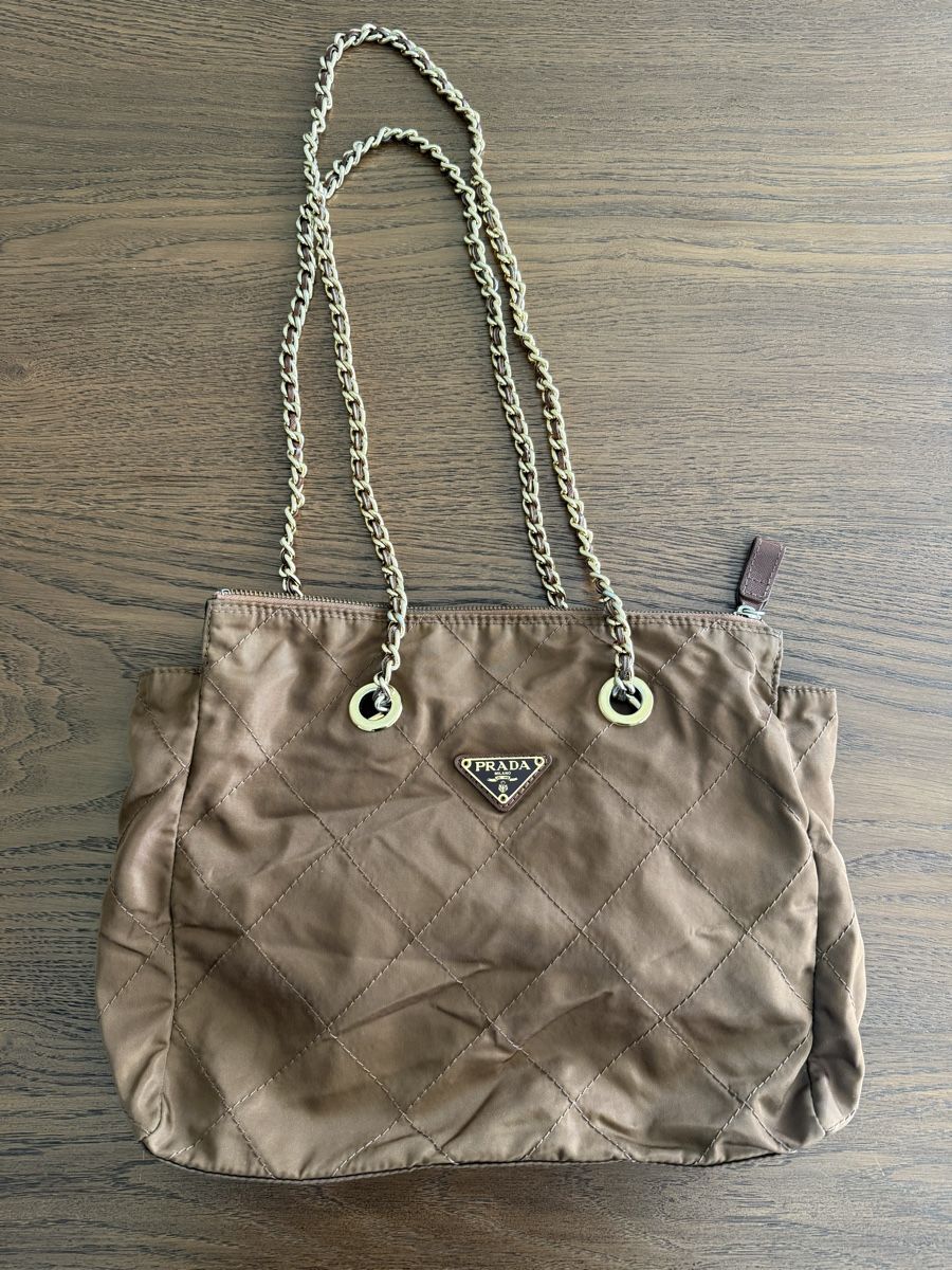 Prada Sacs femmes: Prada Vintage Nylon Tasche – D'occasion à Davesco-Soragno par tin_6xjv