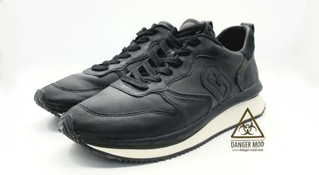 Guess Blend Running noir homme, état neuf, 45