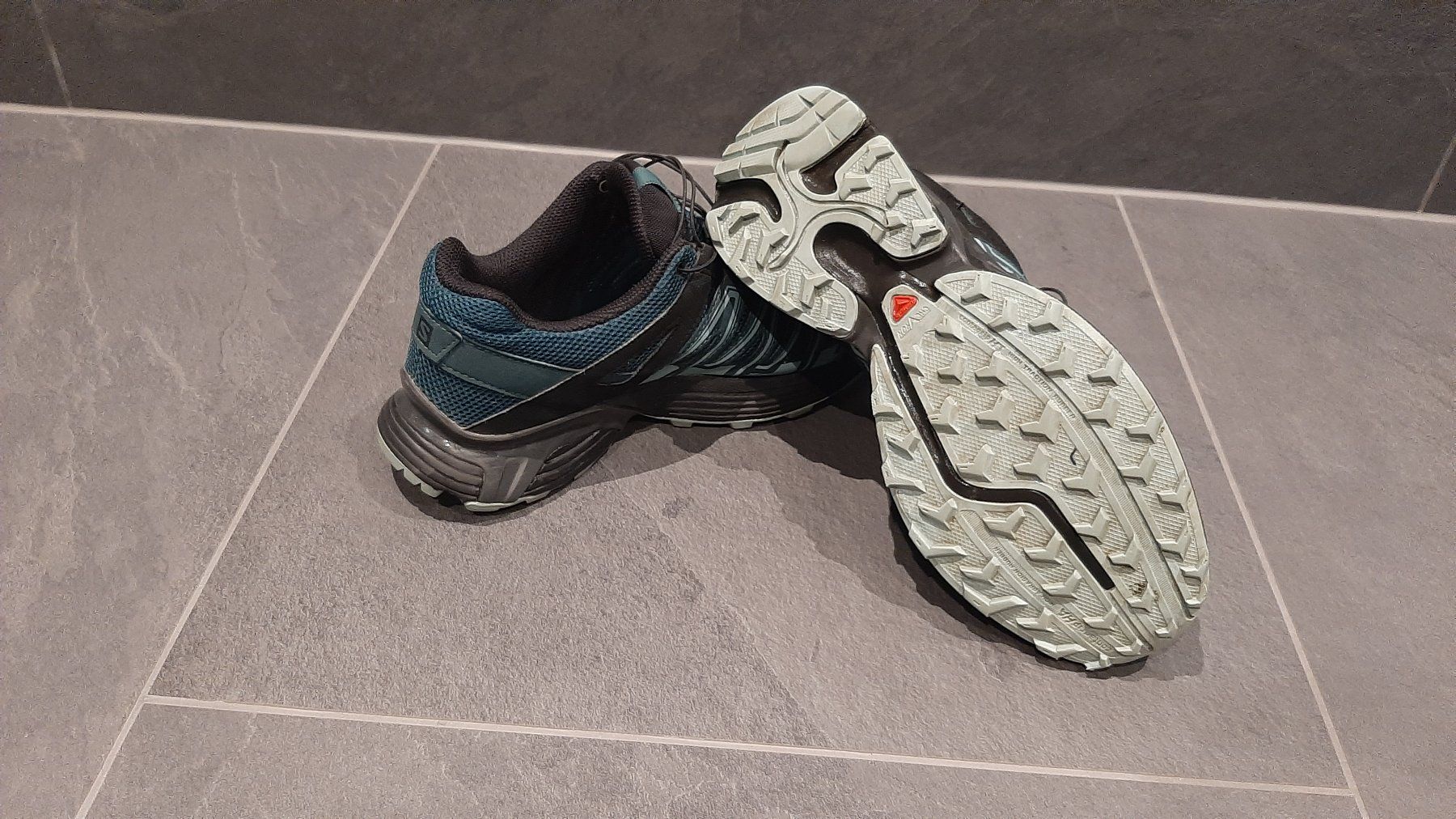 Salomon Scarpe da donna: Salomonschuh – Usato da Lenk im Simmental venduto da tam_267m 1